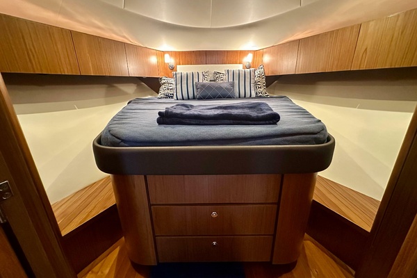 43ft Tiara Yachts Yacht For Sale