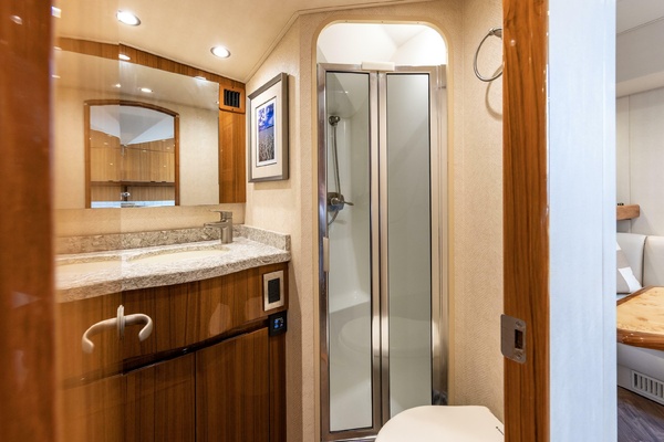 BUZZY 52ft Viking Yacht For Sale