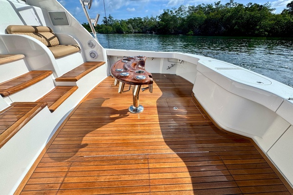BUZZY 52ft Viking Yacht For Sale