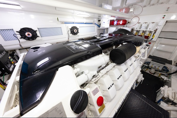 BUZZY 52ft Viking Yacht For Sale