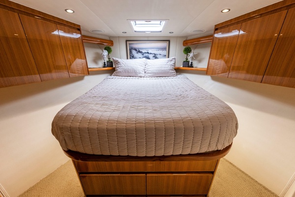 BUZZY 52ft Viking Yacht For Sale