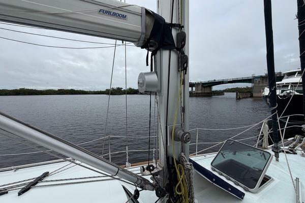 50ft Bruce Roberts Yacht For Sale