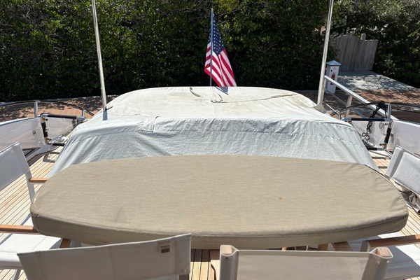 Lazzara Yachts LSX 75 Yacht For Sale