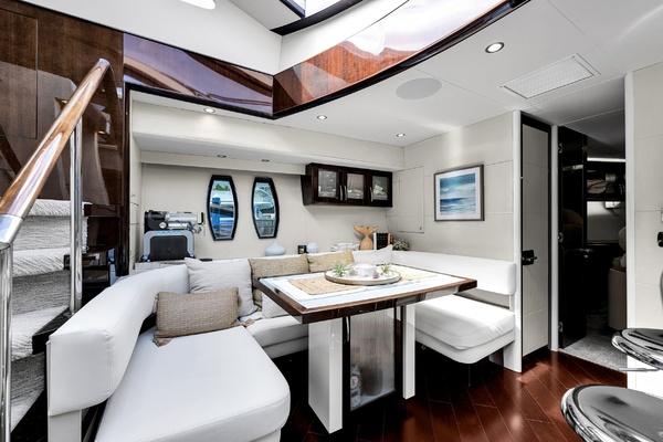 75ft Lazzara Yachts Yacht For Sale