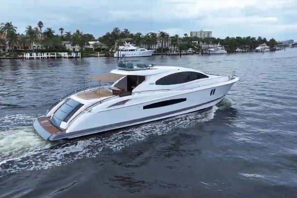 75ft Lazzara Yachts Yacht For Sale