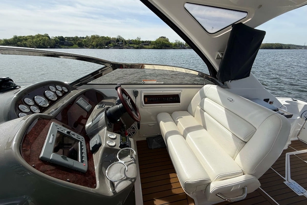 2008 Regal 37