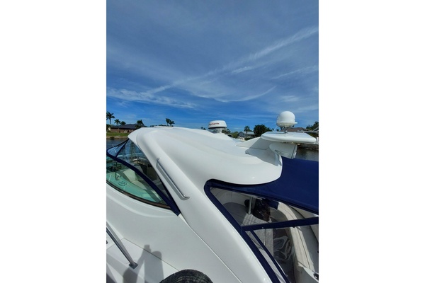 52ft Cruisers Yachts Yacht For Sale