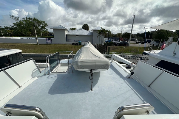 2005 Jefferson 63