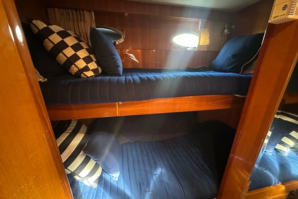 2005 Jefferson 63