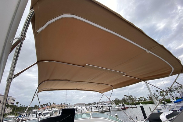 39ft Bayliner Yacht For Sale