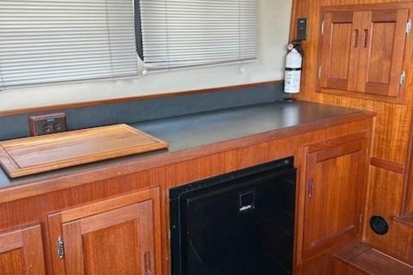 Photo of the 2001 Nordic Tugs 32 "Forget Me Knot"