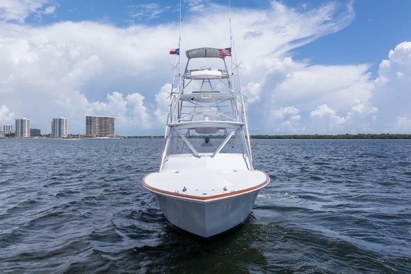 2001 Predator 35