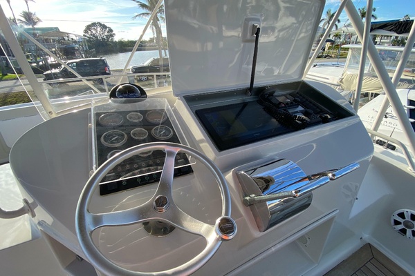 58ft Mares Yacht For Sale