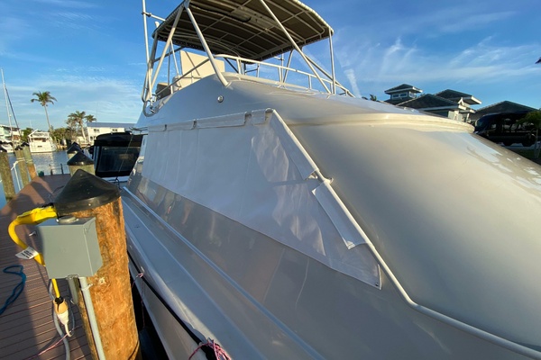 58ft Mares Yacht For Sale