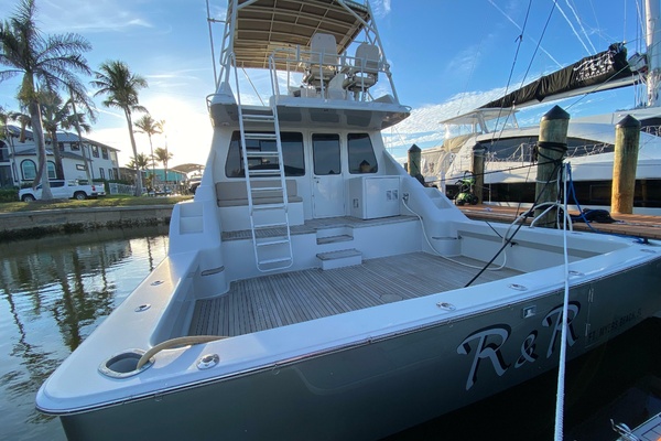 58ft Mares Yacht For Sale