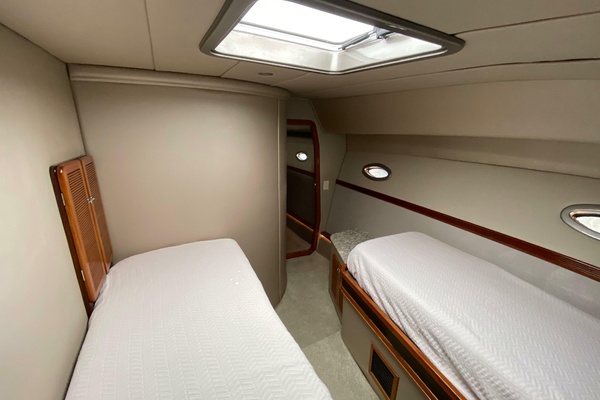 58ft Mares Yacht For Sale