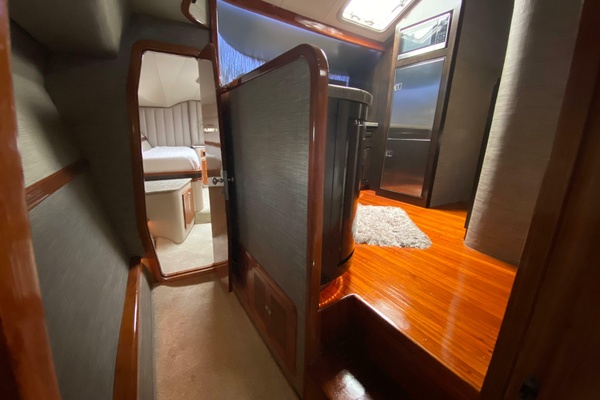 58ft Mares Yacht For Sale