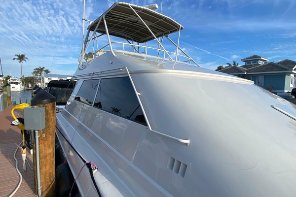 58ft Mares Yacht For Sale