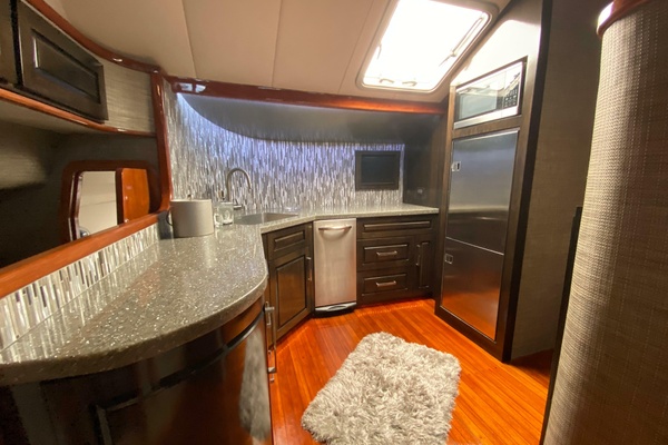 58ft Mares Yacht For Sale