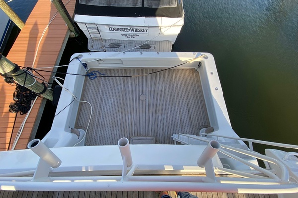 58ft Mares Yacht For Sale