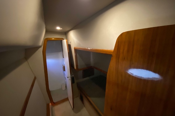 58ft Mares Yacht For Sale