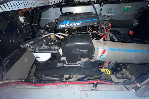 37ft Carver Yacht For Sale