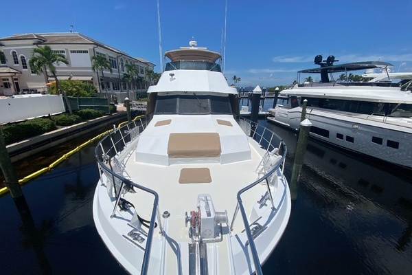Hatteras 70 Cockpit Motor Yacht Yacht For Sale