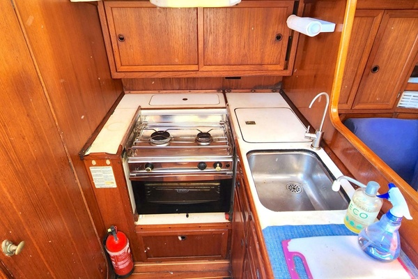 Barco Relaxo 38ft Granada Yacht For Sale