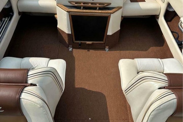 21ft Sea Ray Yacht For Sale