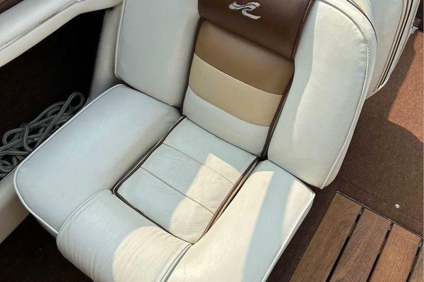 21ft Sea Ray Yacht For Sale