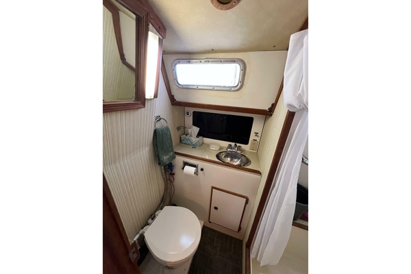 Peregrine 42ft Pearson Yacht For Sale