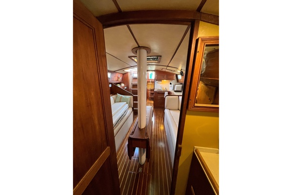 Peregrine 42ft Pearson Yacht For Sale