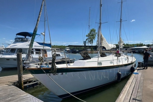Peregrine 42ft Pearson Yacht For Sale
