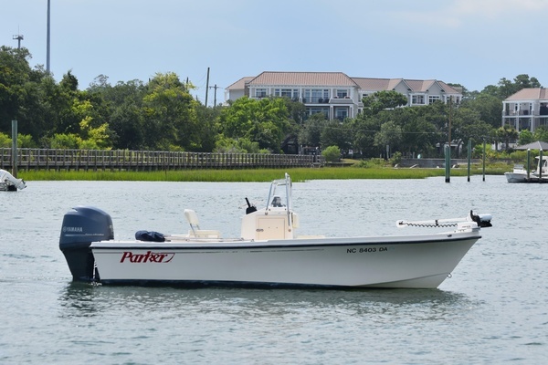 18-ft-Parker-2005-1801 Center Console- Wilmington North Carolina United States  yacht for sale