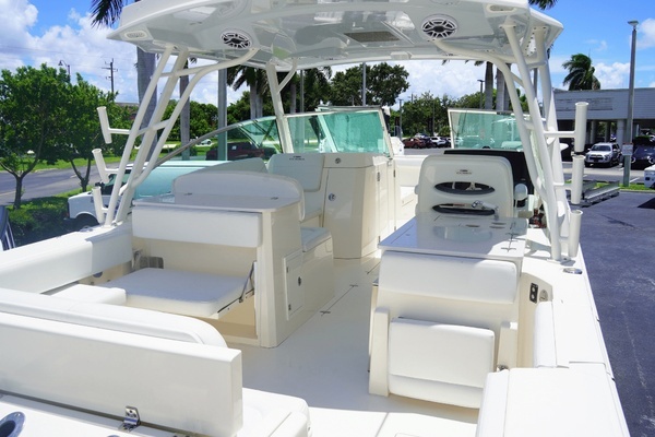 2021 Cobia 33