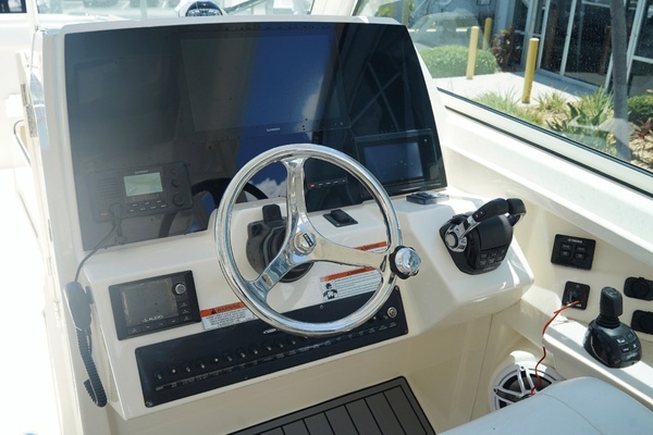 2021 Cobia 33