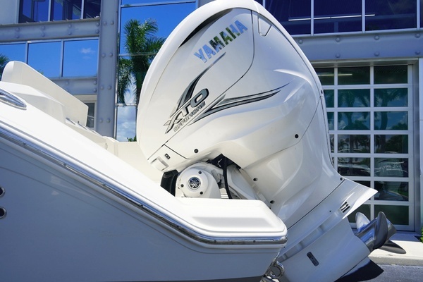 2021 Cobia 33