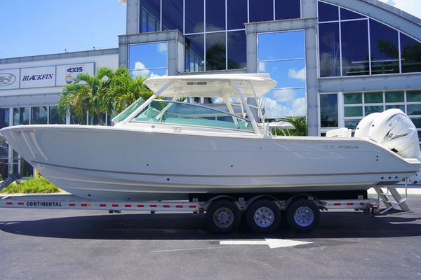 2021 Cobia 330DC