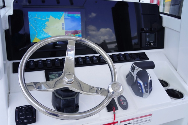 24ft Sea Hunt Yacht For Sale