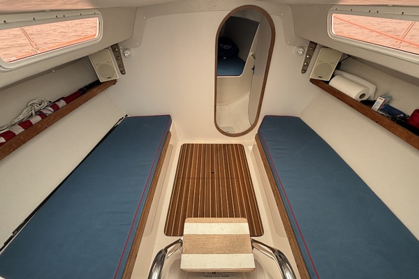 WHISTLER 33ft J Boats Yacht For Sale