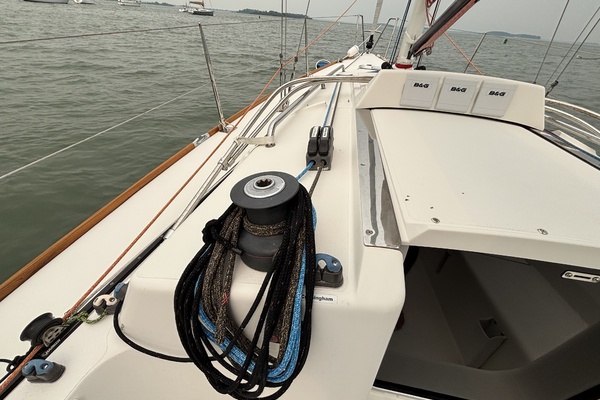 WHISTLER 33ft J Boats Yacht For Sale