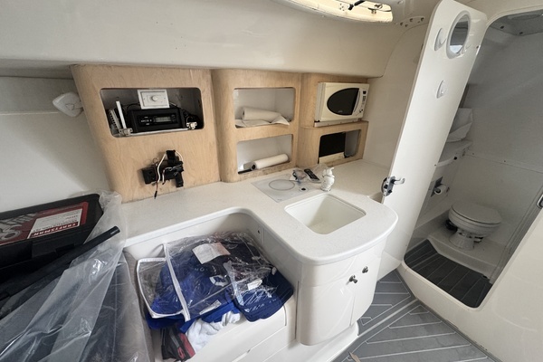 2002 Intrepid 38