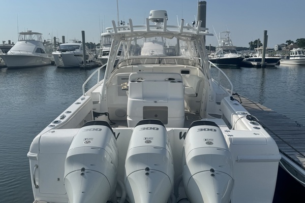 2002 Intrepid 38