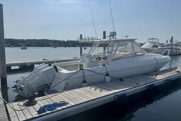 2002 Intrepid 38