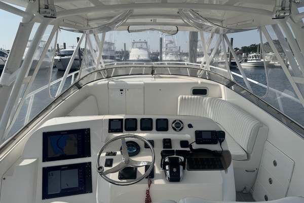 2002 Intrepid 38