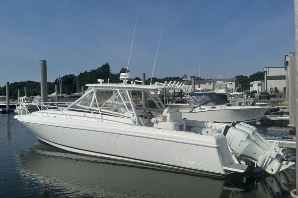 2002 Intrepid 38