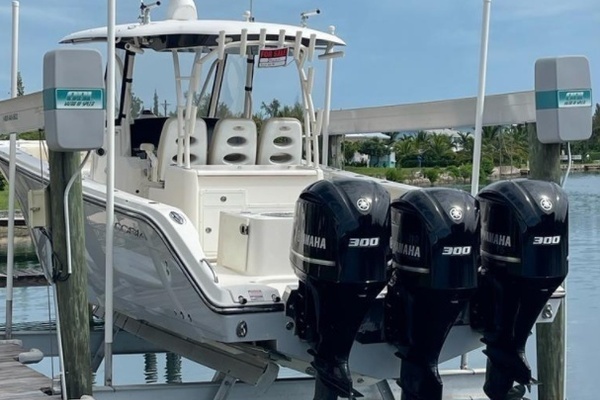 2016 Cobia 34