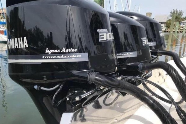 2016 Cobia 34