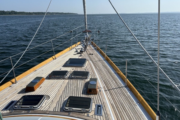 MOONRACER 60ft Little Harbor Yacht For Sale