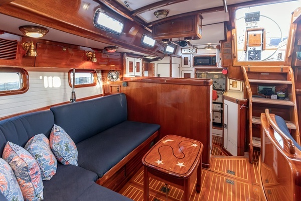 Little Harbor 60 Yacht For Sale
